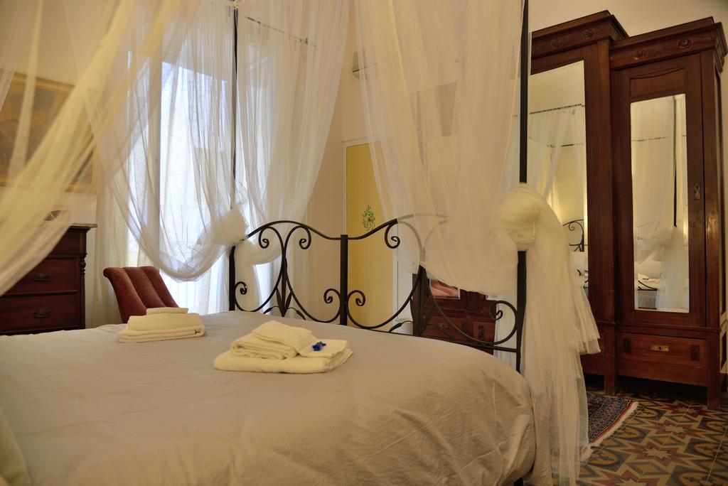 Real Teatro Umberto I Bed and Breakfast Παλέρμο Εξωτερικό φωτογραφία